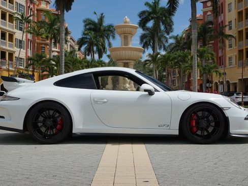 Used 2015 Porsche 911 GT3 RWD image 3