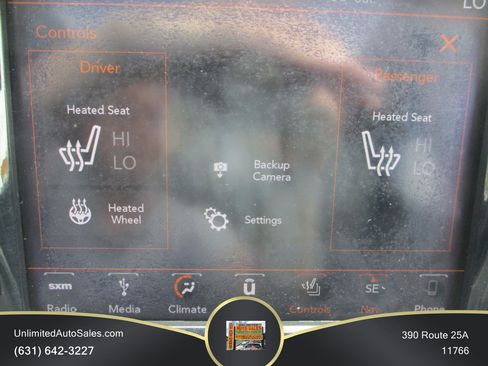 Used 2019 Jeep Cherokee Limited AWD/4WD image 11