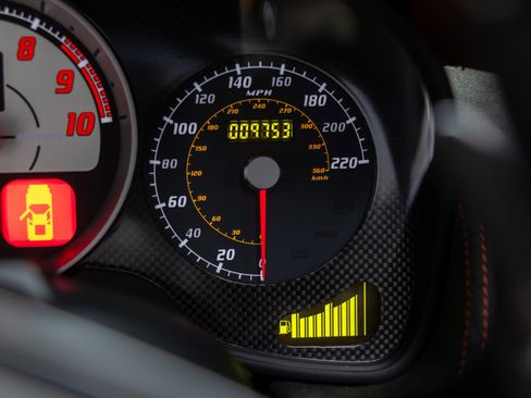 Used 2009 Ferrari F430 Scuderia RWD image 16