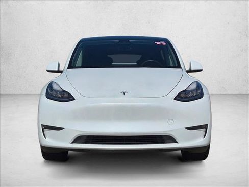 Used 2023 Tesla Model Y Long Range AWD/4WD image 2