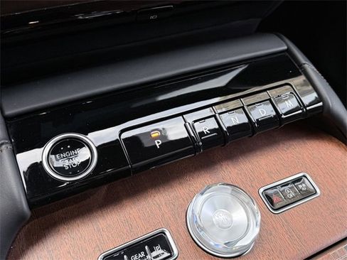 New 2025 Lincoln Navigator Black Label image 23