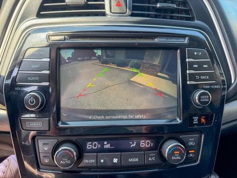 Used 2017 Nissan Maxima 3.5 SV FWD image 14