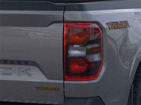New 2025 Ford Maverick Tremor image 22
