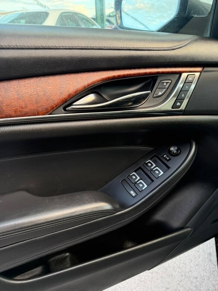 Used 2016 Cadillac CTS AWD Sedan w/ Seating Package image 12