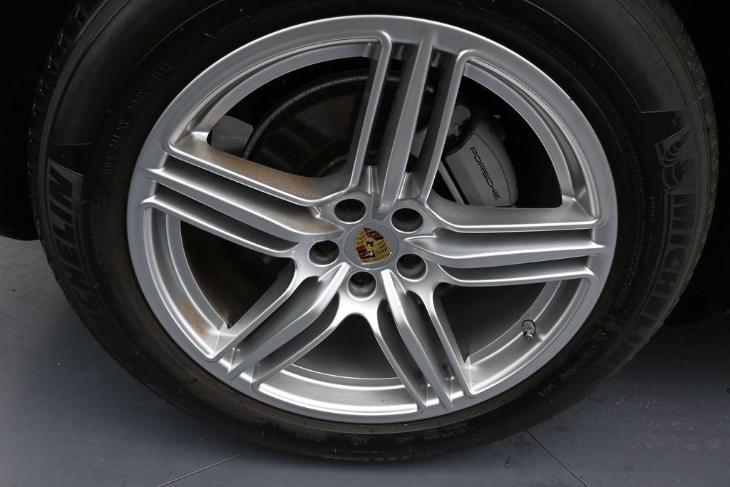 Used 2018 Porsche Macan S AWD/4WD image 44