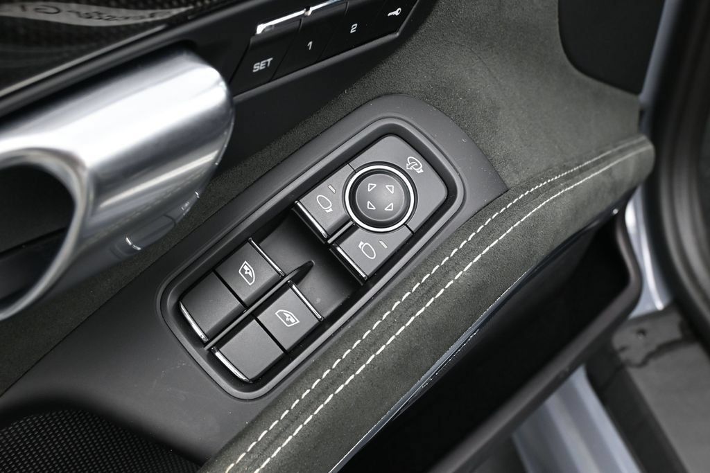 Certified 2023 Porsche 718 Boxster GTS RWD image 9