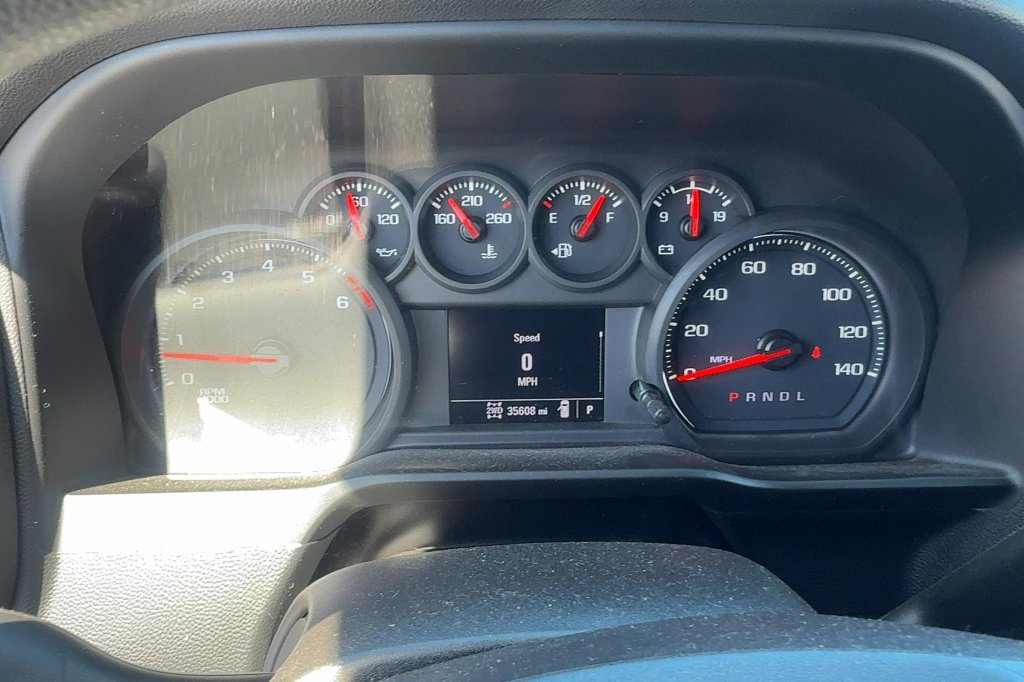 Used 2022 Chevrolet Silverado 2500 Custom w/ Gooseneck/5TH Wheel Package AWD/4WD image 16