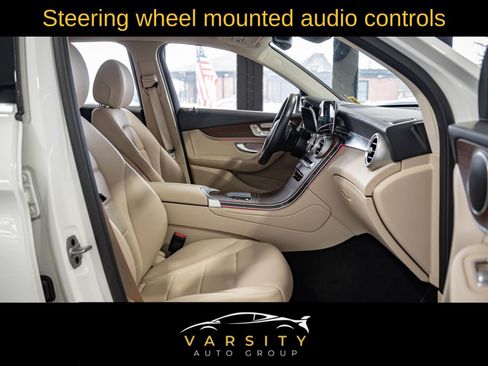 Used 2022 Mercedes-Benz GLC 300 4MATIC w/ Premium Package Lite image 20