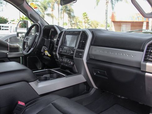 Used 2020 Ford F250 Lariat w/ Lariat Value Package AWD/4WD image 36
