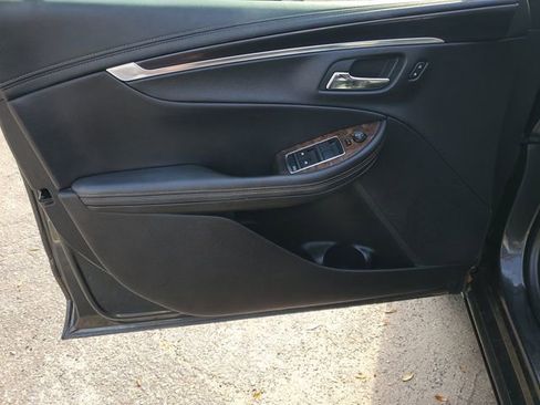 Used 2015 Chevrolet Impala LT w/ Convenience Package FWD image 8
