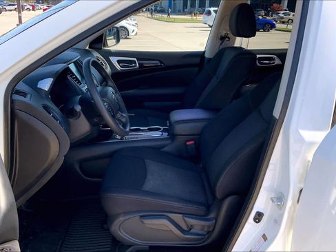 Used 2020 Nissan Pathfinder S FWD image 8