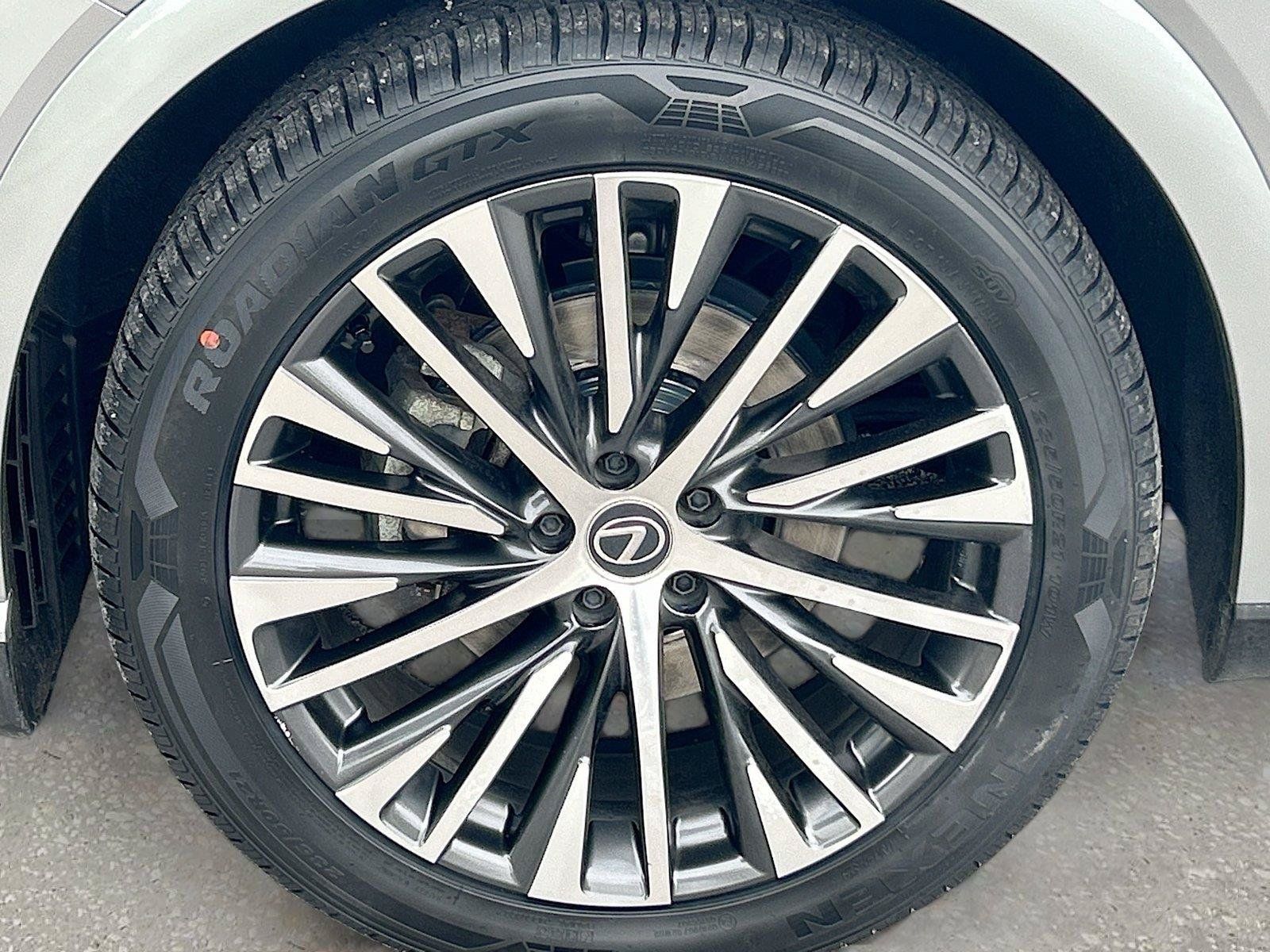 Used 2023 Lexus RX 350 Premium Plus w/ Accessory Package AWD/4WD image 40