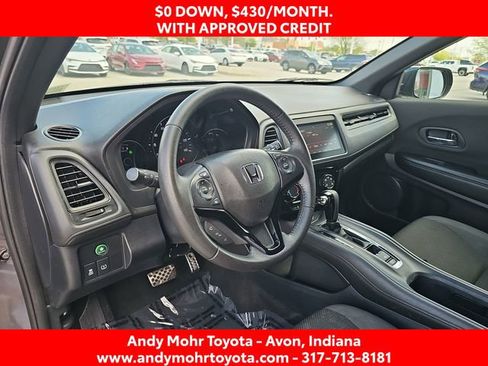 Used 2021 Honda HR-V Sport image 9