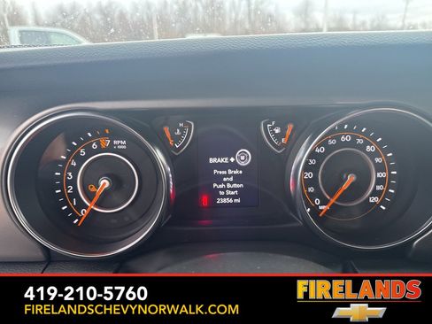 Used 2022 Jeep Gladiator Sport image 6