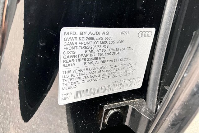 Used 2025 Audi Q5 Premium w/ Convenience Package AWD/4WD image 19