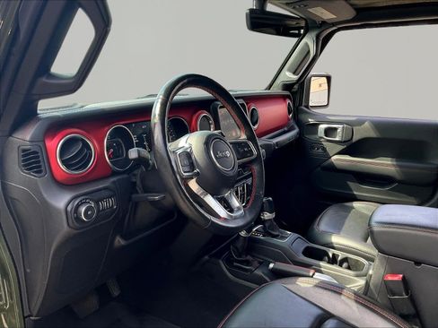 Used 2021 Jeep Wrangler Unlimited Rubicon w/ Dual Top Group AWD/4WD image 17