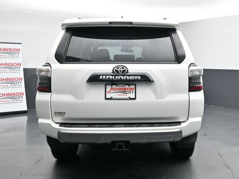Used 2019 Toyota 4Runner TRD Off-Road image 8