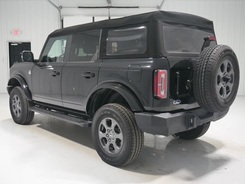 Certified 2024 Ford Bronco Outer Banks image 7