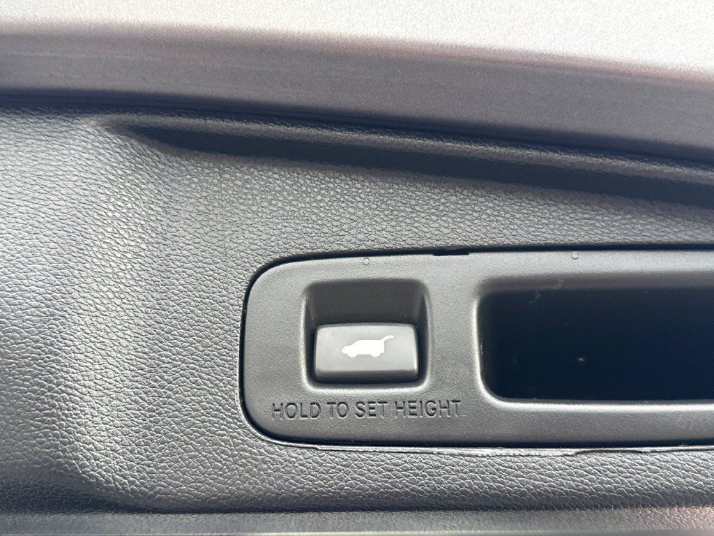 Used 2018 Honda CR-V EX-L image 17