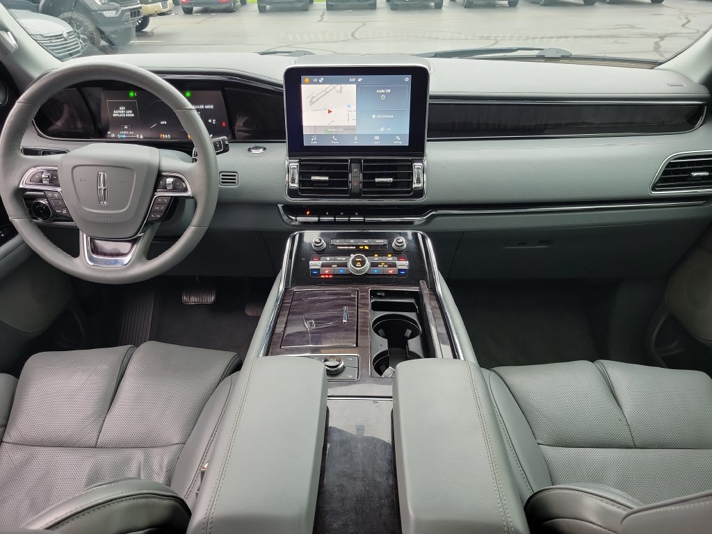 Certified 2019 Lincoln Navigator Reserve AWD/4WD image 11