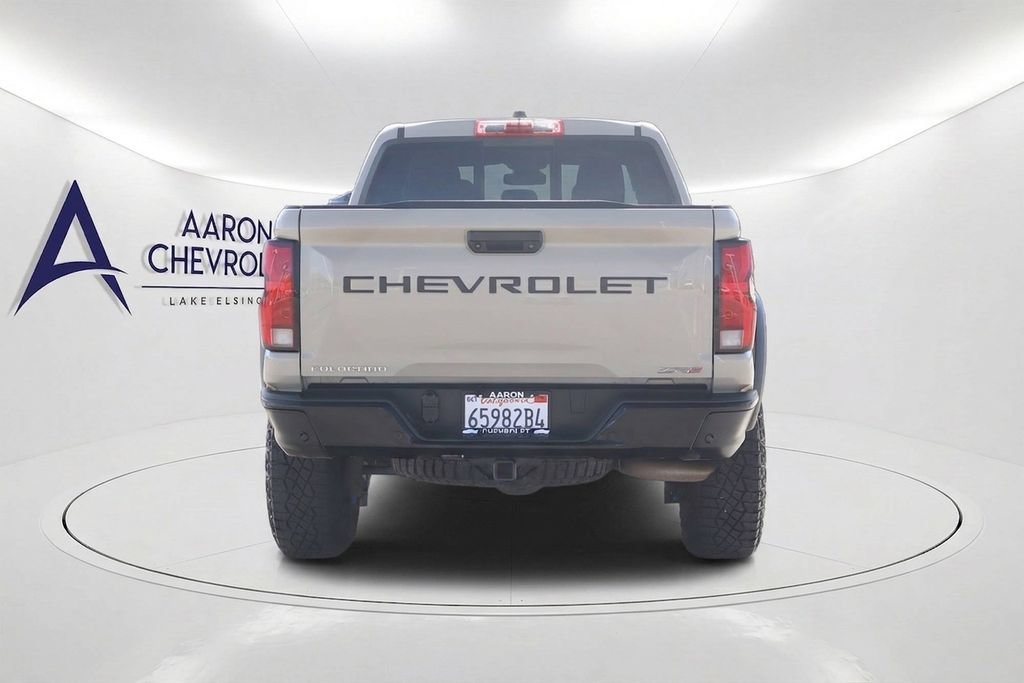 Used 2024 Chevrolet Colorado ZR2 w/ ZR2 Convenience Package III AWD/4WD image 5