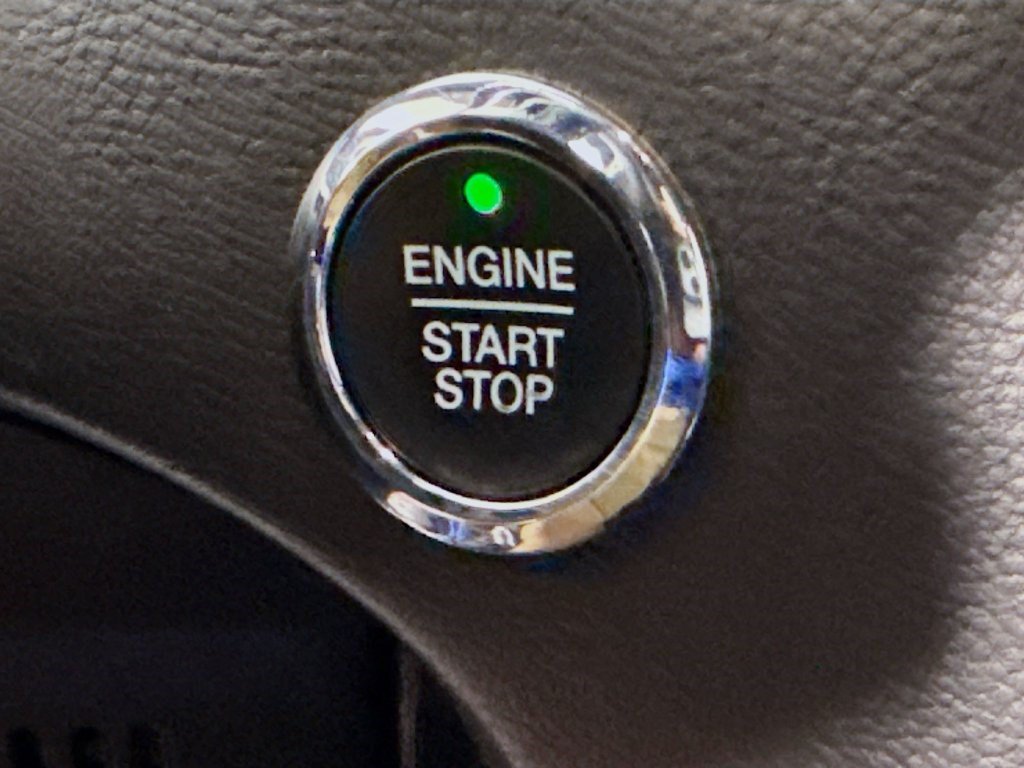 Used 2022 Ford Edge ST AWD/4WD image 20