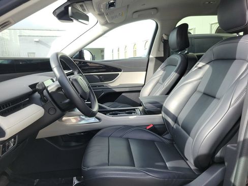 Certified 2024 Lincoln Nautilus Premier AWD/4WD image 16