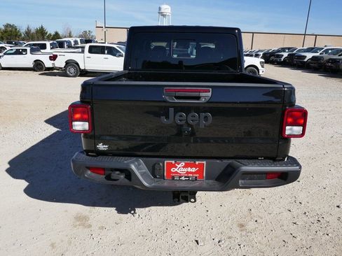 New 2026 Jeep Gladiator Sport AWD/4WD image 6