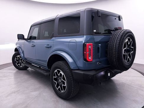 Used 2024 Ford Bronco Outer Banks image 2