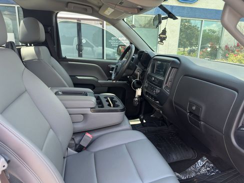 Used 2018 Chevrolet Silverado 1500 W/T w/ WT Convenience Package AWD/4WD image 11