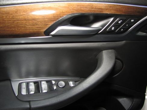 Used 2022 BMW X3 sDrive30i w/ Convenience Package w/ZPA image 11