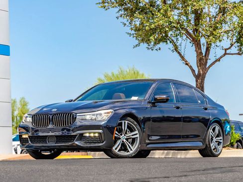 Used 2019 BMW 740i w/ Executive Package RWD image 1