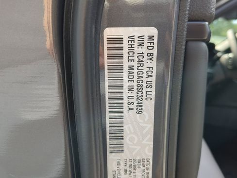 New 2025 Jeep Grand Cherokee Altitude image 27