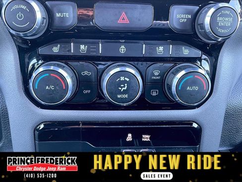 Used 2024 RAM 1500 Laramie image 25