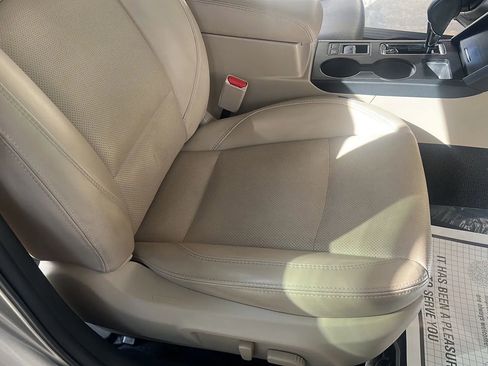 Used 2018 Subaru Outback 2.5i Limited AWD/4WD image 24