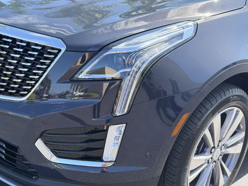 Certified 2024 Cadillac XT5 Premium Luxury w/ Technology Package FWD image 8