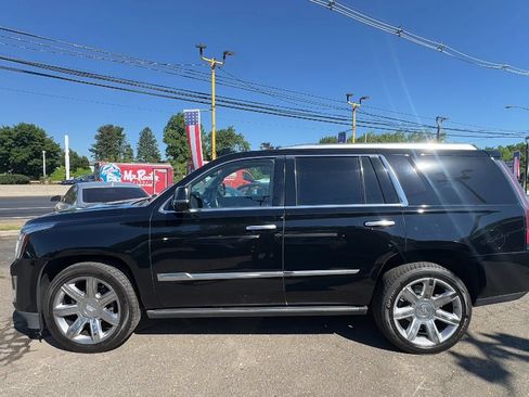 Used 2016 Cadillac Escalade Premium AWD/4WD image 8