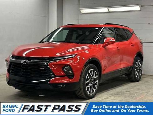 Used 2023 Chevrolet Blazer RS w/ LPO, Floor Liner Package FWD image 1
