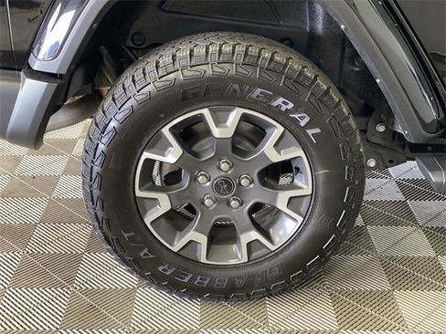 Used 2024 Jeep Wrangler Sahara w/ Technology Group image 18