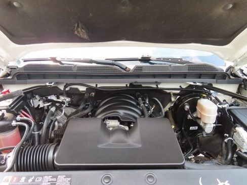 Used 2018 Chevrolet Silverado 1500 W/T RWD image 26