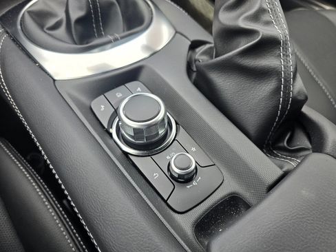 Used 2025 MAZDA MX-5 Miata Grand Touring w/ Weather Package image 25