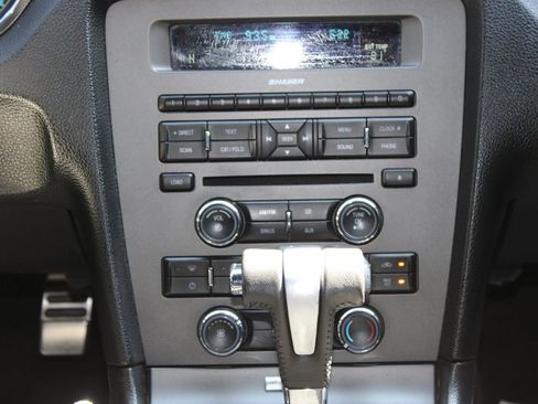 Used 2012 Ford Mustang GT Premium RWD image 20