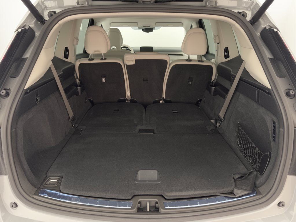 Used 2025 Volvo EX90 Ultra AWD/4WD image 28
