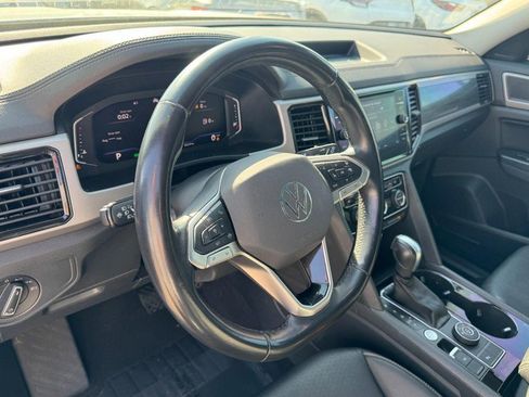 Used 2021 Volkswagen Atlas SEL image 15