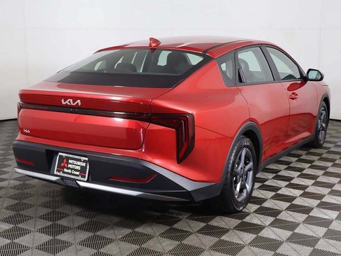 Used 2025 Kia K4 FWD image 8