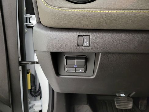 New 2026 Chevrolet Colorado ZR2 w/ Technology Package image 35