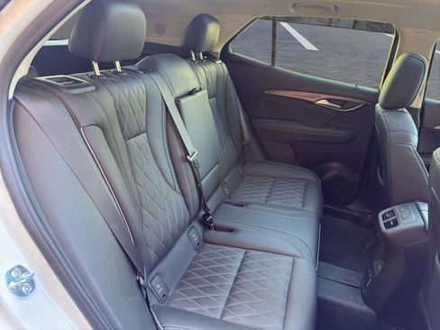 Used 2023 Buick Envision Avenir image 13