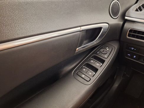 Used 2023 Hyundai Sonata SEL FWD image 18