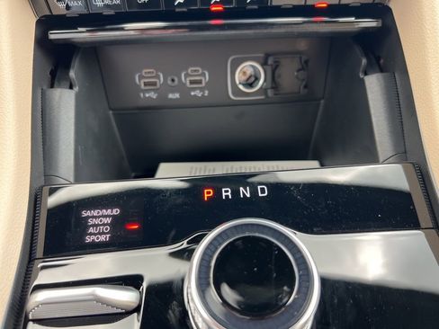 New 2025 Jeep Grand Cherokee L Limited image 17