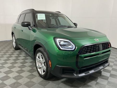 Certified 2025 MINI Cooper Countryman S image 3